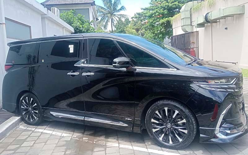 Alphard Transforme rHev