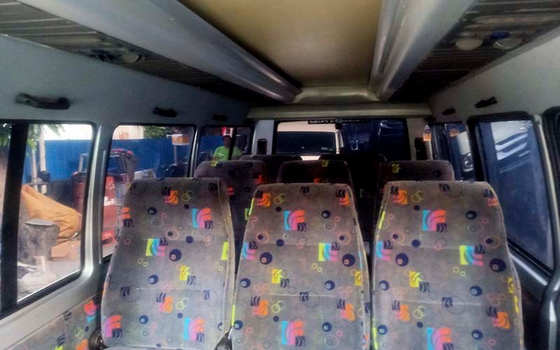 Isuzu Elf Long Interior