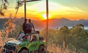 Volcano Jeep Adventure and Ubud Tour