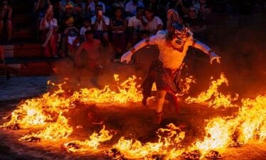 Kecak & Fire Dance Ticket Uluwatu